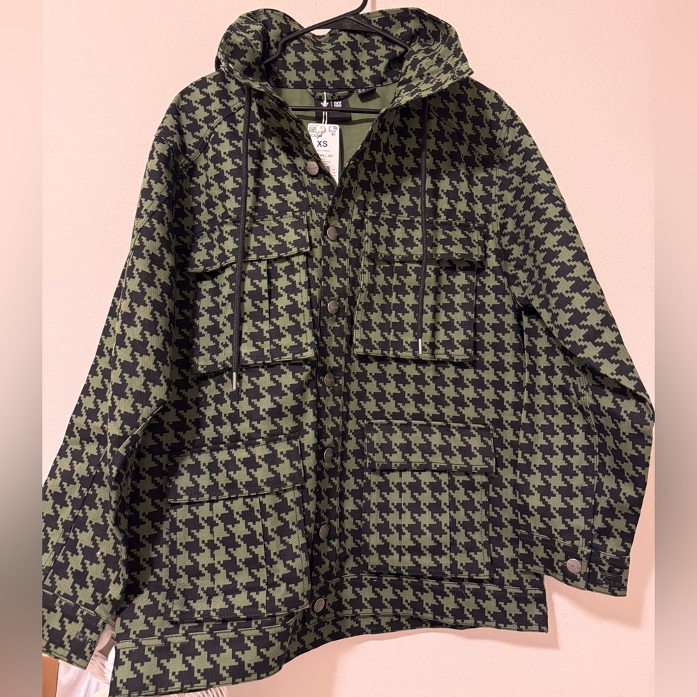 NWT Adidas x Ivy Park Green and Black Houndstooth Unisex Coat XS